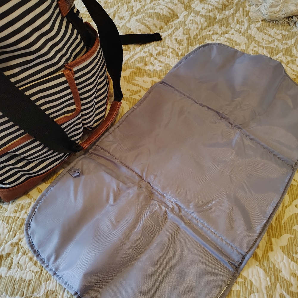 iPack Baby Diaper Bag - Picture 8 of 16